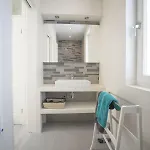 Luxury Upstairs & Downstairs Apartment