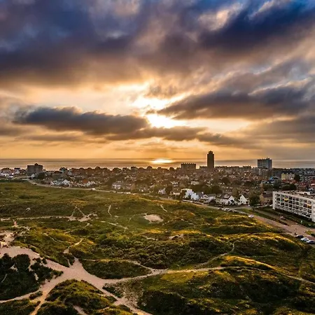 Luxury Upstairs & Downstairs Zandvoort