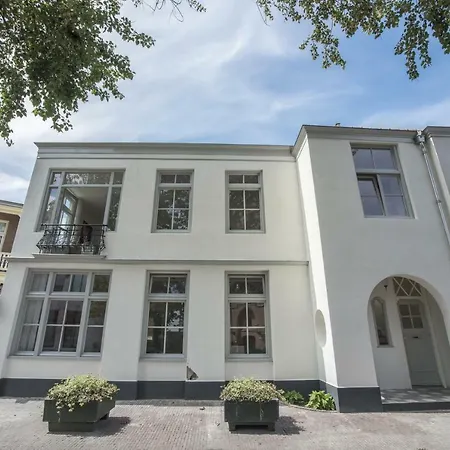 Luxury Upstairs&downstairs *