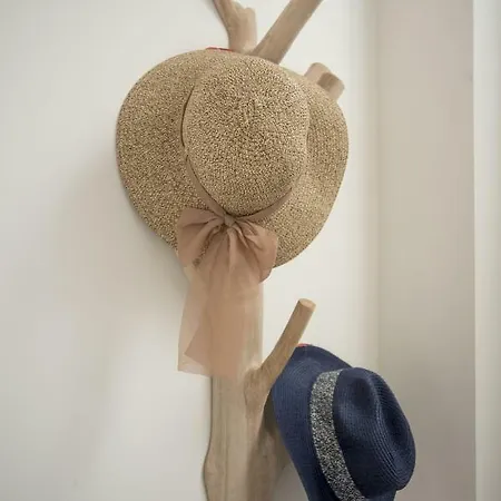 Апартаменты Luxury Upstairs & Downstairs *