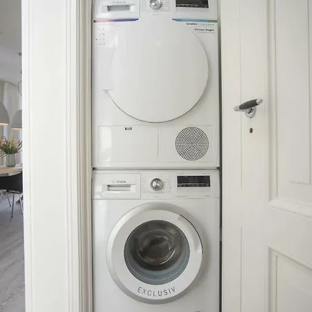 Luxury Upstairs&downstairs Appartement *