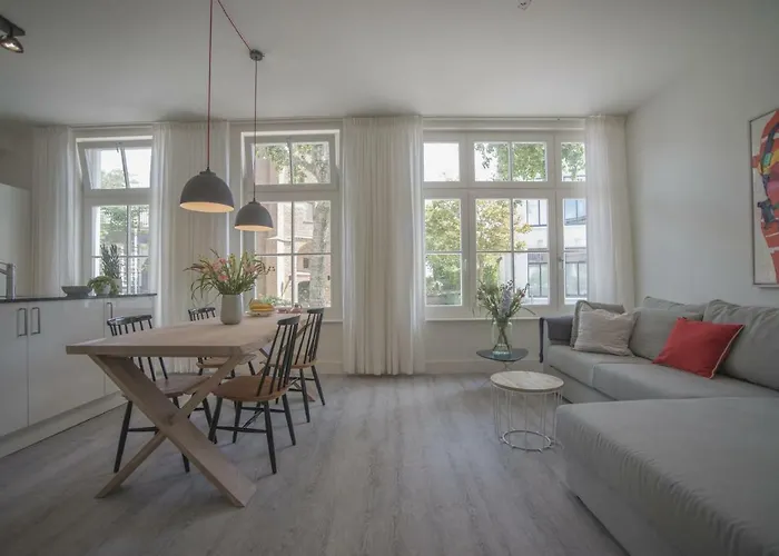 Apartamento Luxury Upstairs & Downstairs